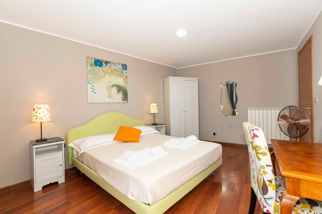 San Salvario Apt With Balcony Turin Exterior foto
