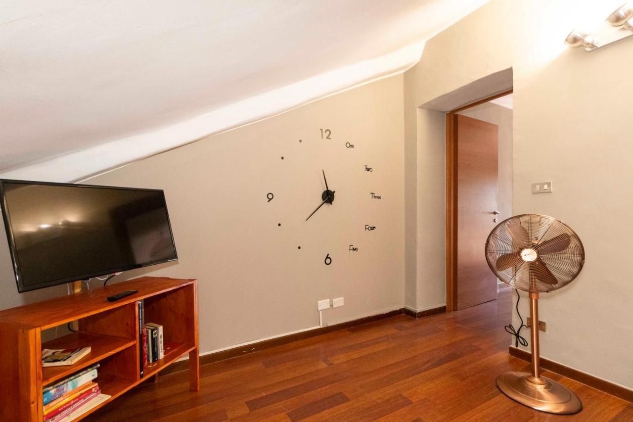San Salvario Apt With Balcony Turin Exterior foto